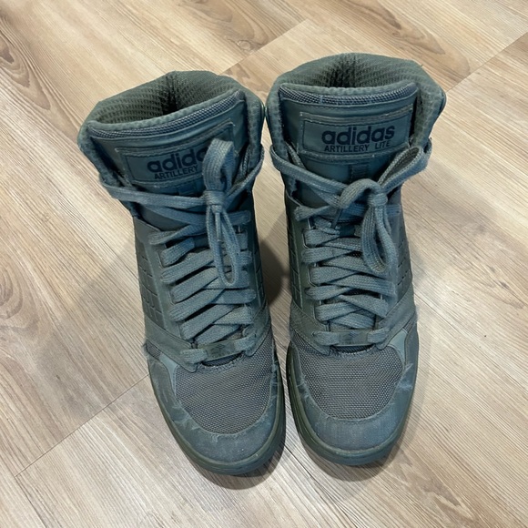 Adidas Torsion High Tops - Picture 2 of 6